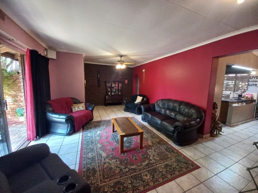 3 Bedroom Property for Sale in Rustenburg Central North West